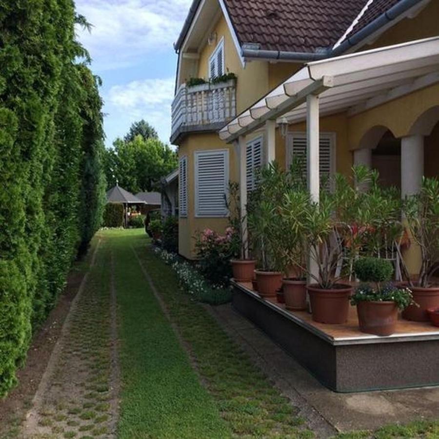 Gizella Haz Lägenhet Keszthely Exteriör bild