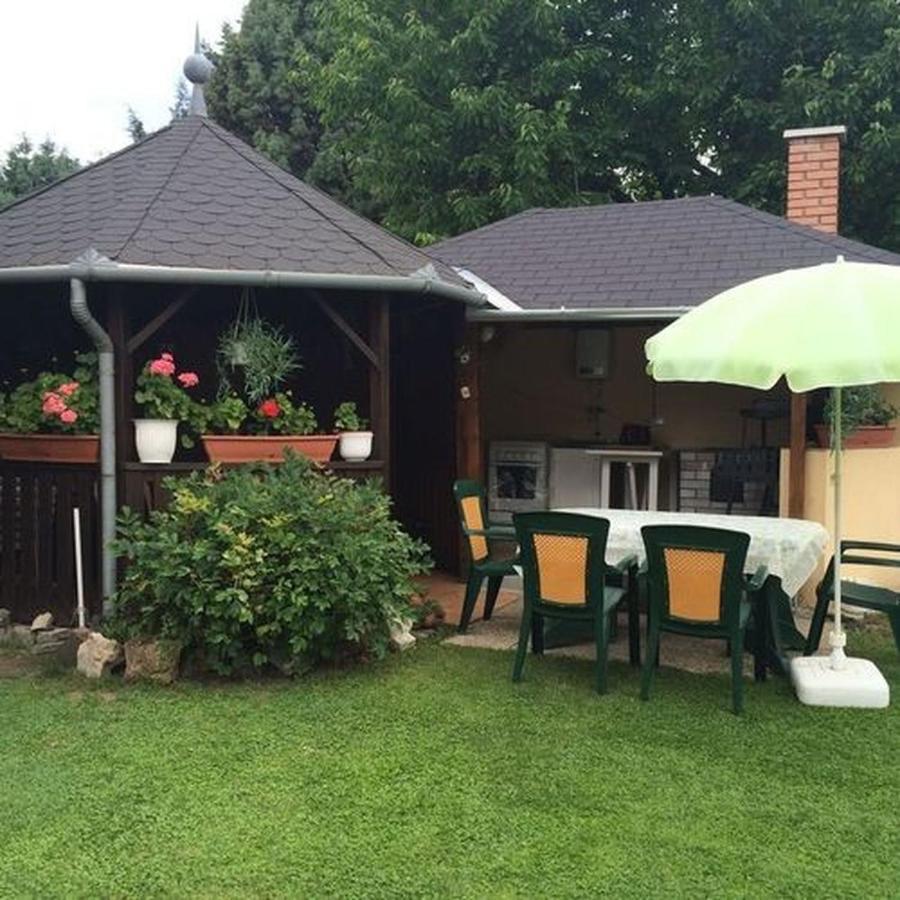 Gizella Haz Lägenhet Keszthely Exteriör bild